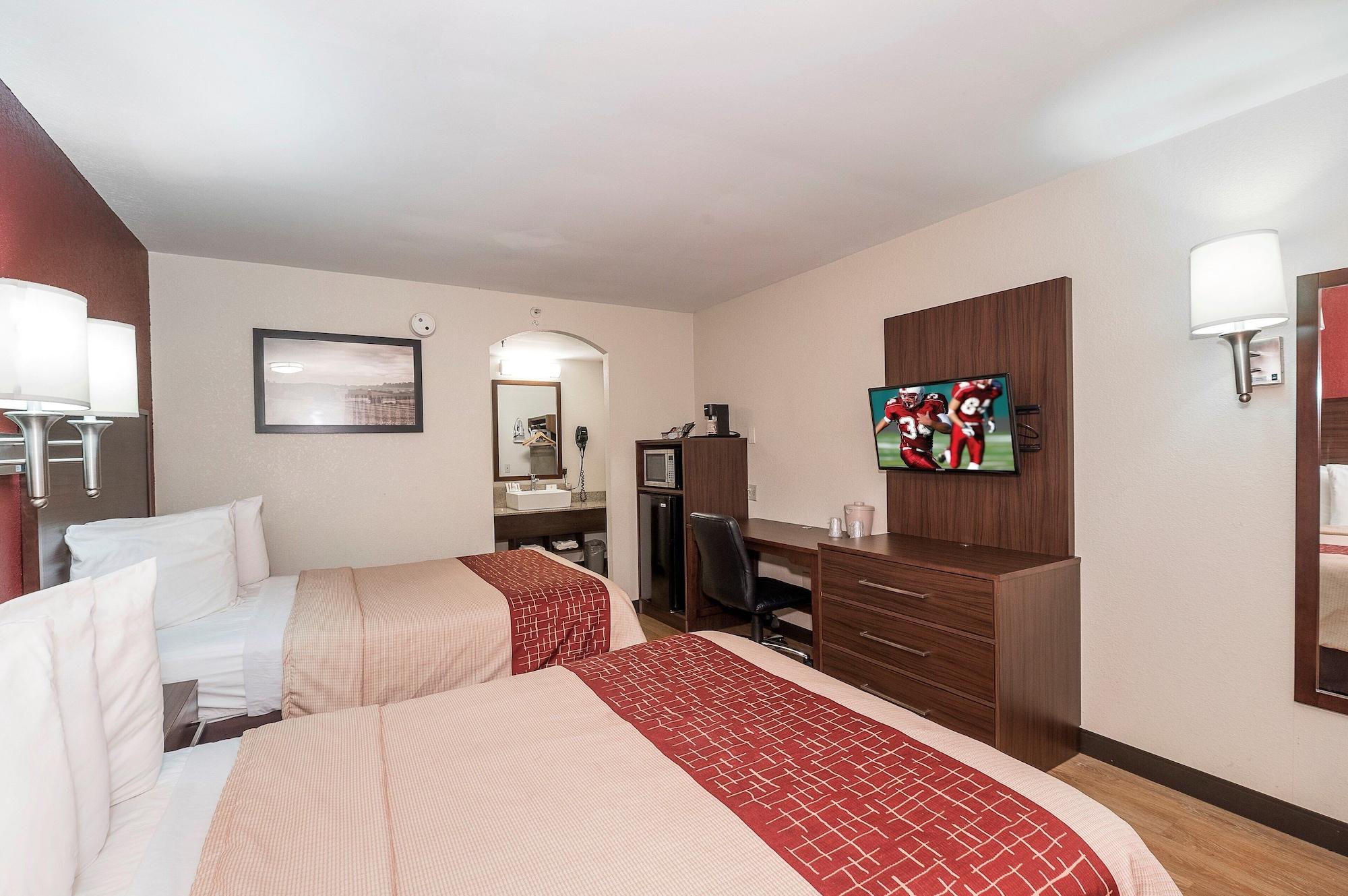 Red Roof Inn Lancaster Smoketown  Exterior photo